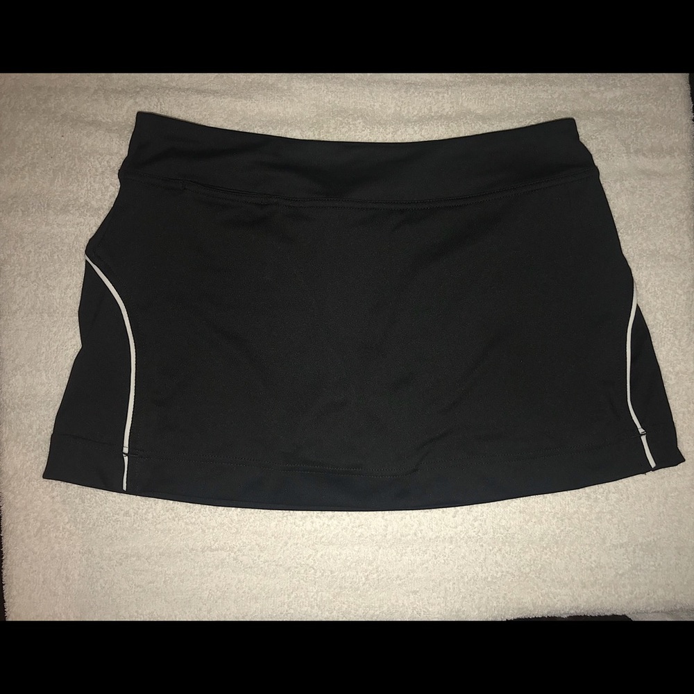 CHAMPION TENNIS SKIRT